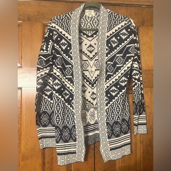 Hippie Rose Sweaters - Hippie Rose Navy and White Geometric print Open Front Cardigan Women’s Medium